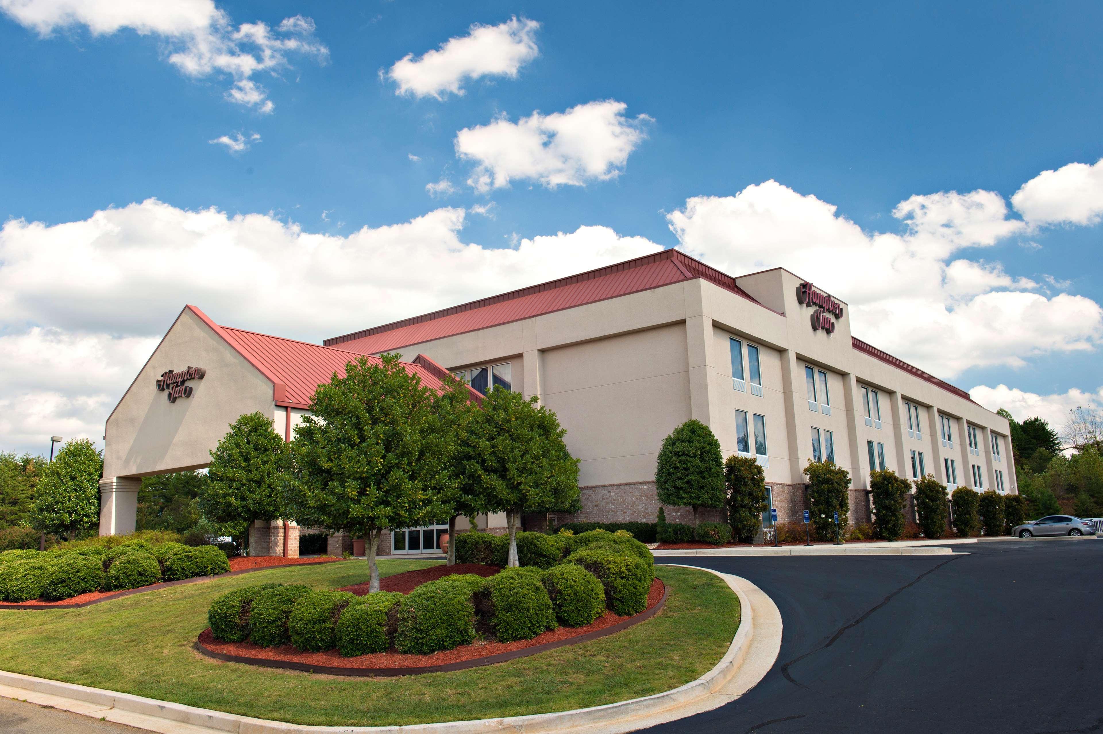 Hampton Inn Корнелія Екстер'єр фото